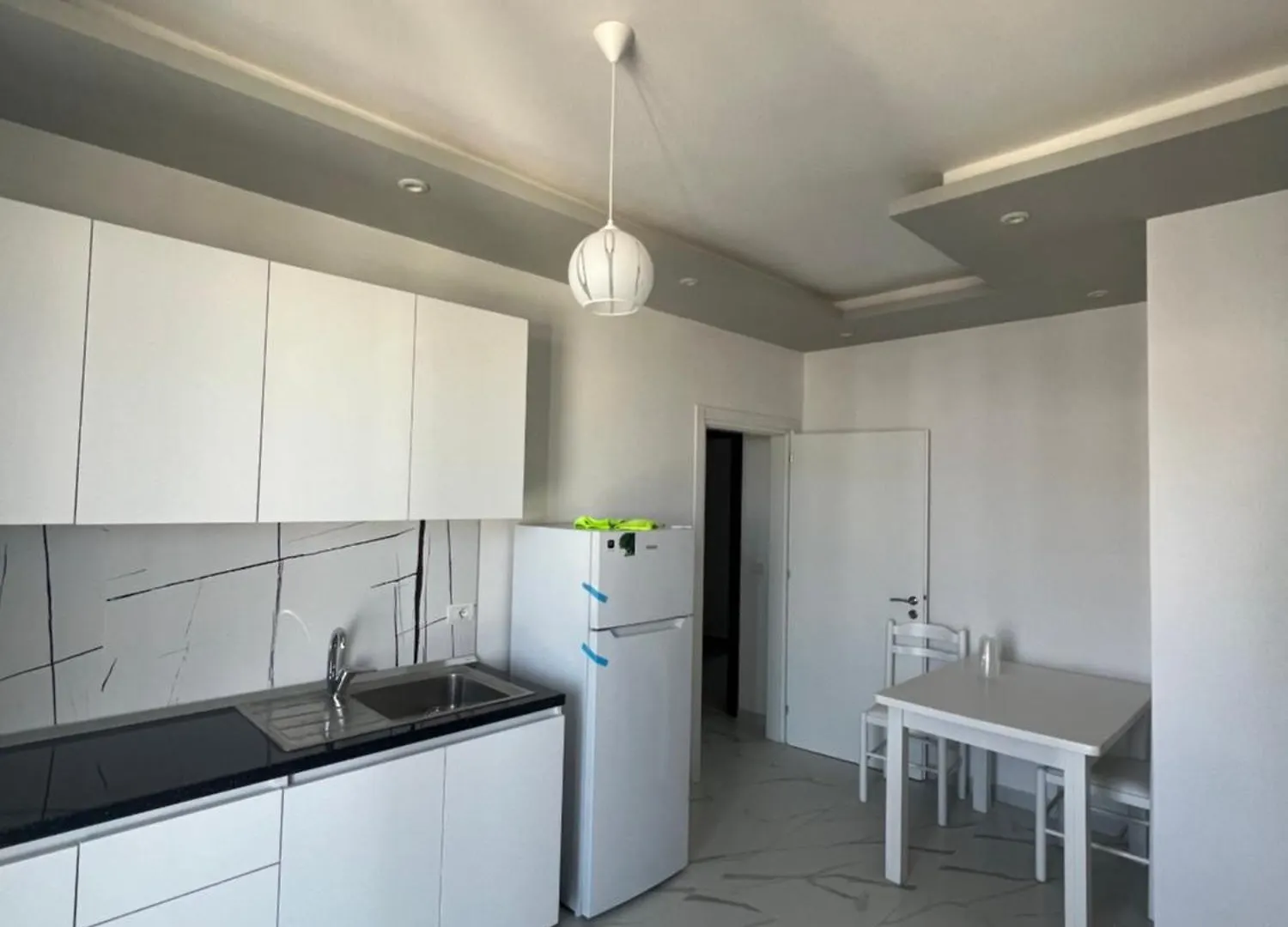 Suli Beach Apartments Tale 0*,  Arnavutluk
