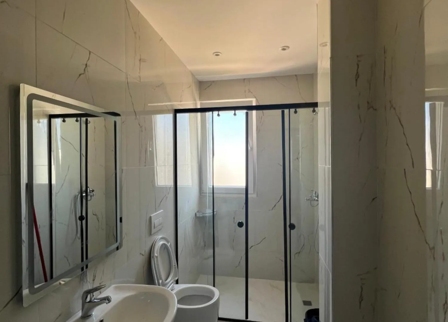 Suli Beach Apartments Tale