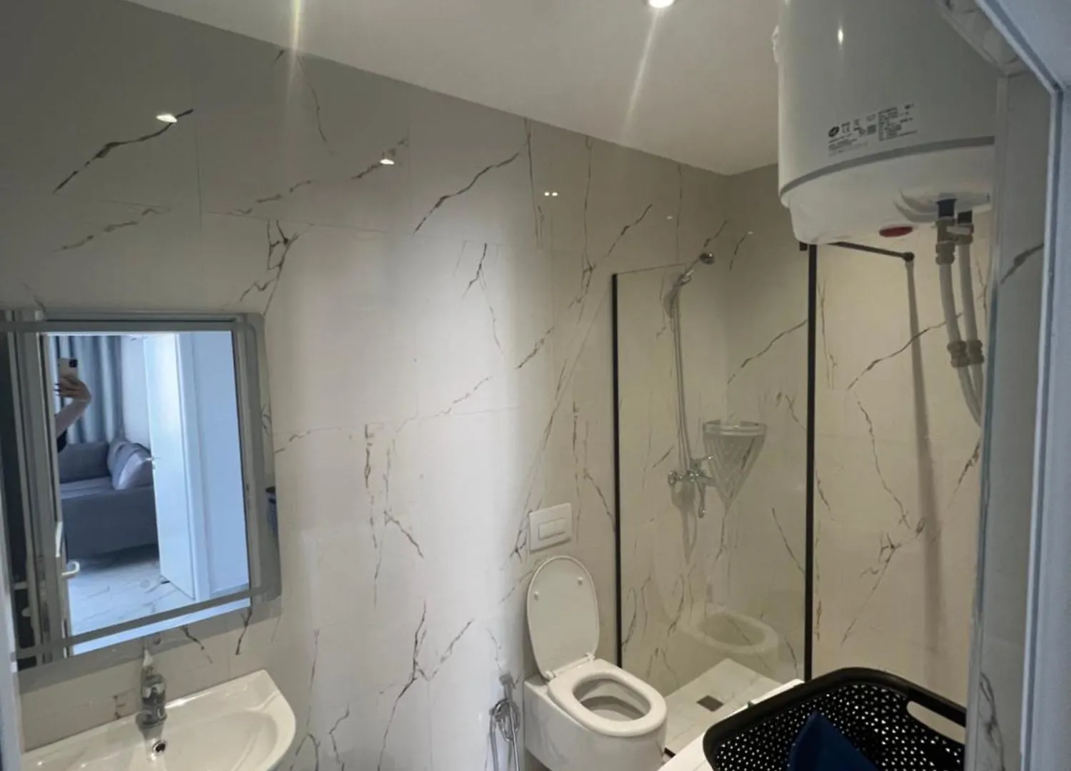 Suli Beach Apartments Tale