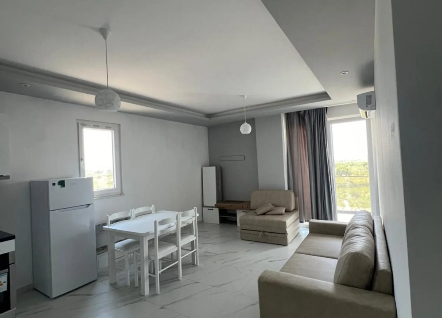 Suli Beach Apartments Tale