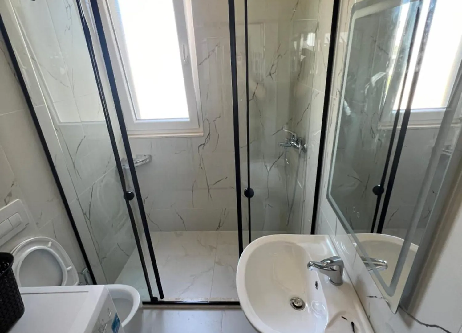 Suli Beach Apartments Tale